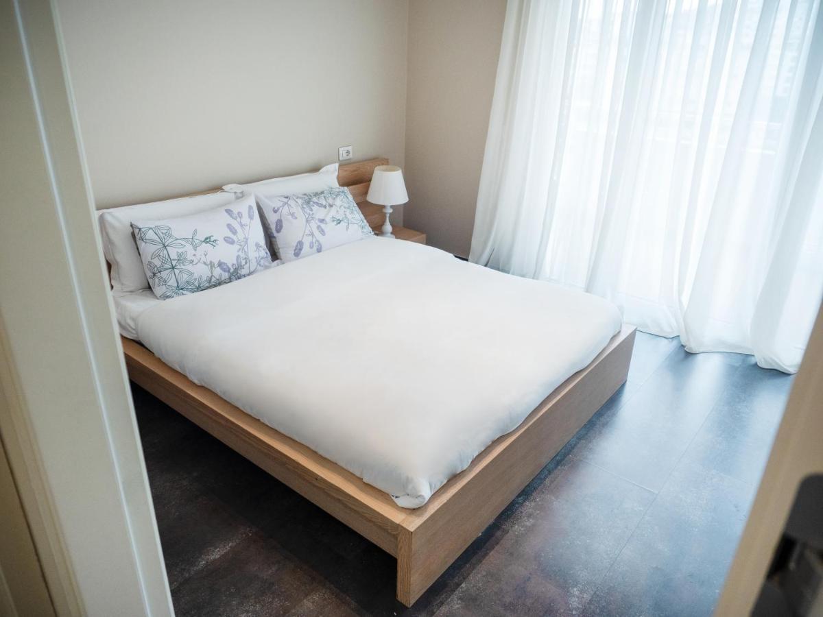 Lake Drive Rooms&Apartments Tirana Bagian luar foto