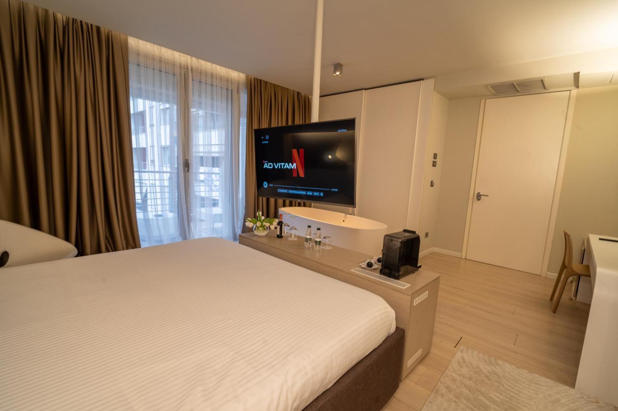 Lake Drive Rooms&Apartments Tirana Bagian luar foto