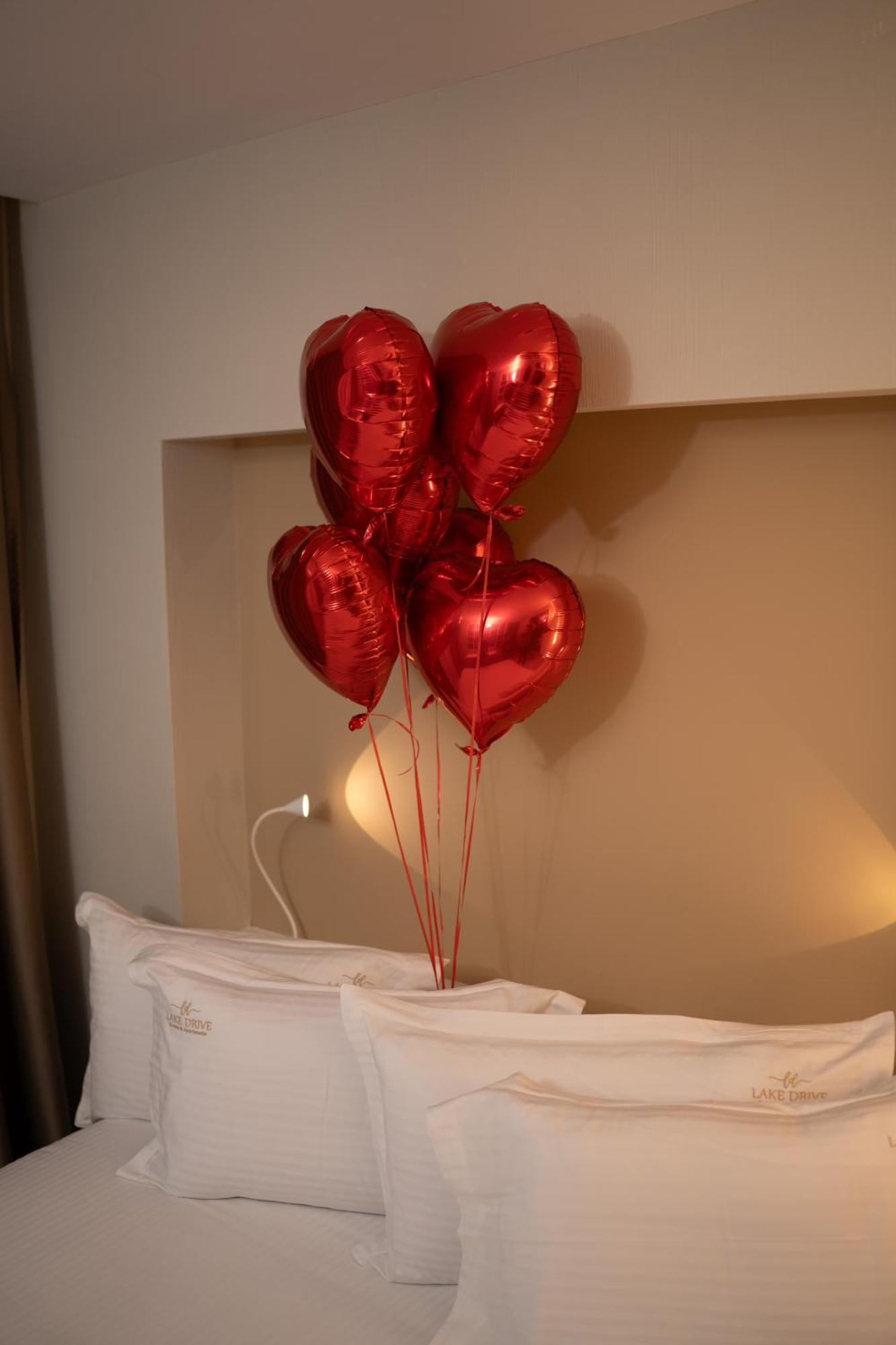 Lake Drive Rooms&Apartments Tirana Bagian luar foto